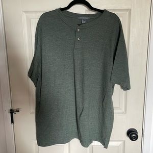 Basic Equipment Tee. Size 2X. Like New